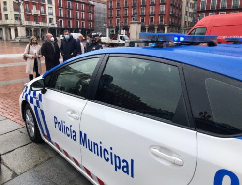 La Policía Municipal de Valladolid estrena cinco vehículos híbridos y los Bomberos un furgón eléctrico